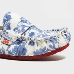 Women's Classic Canvas Shoe 13 Women's Classic Canvas Shoe -go outdoors shop go 168417 d