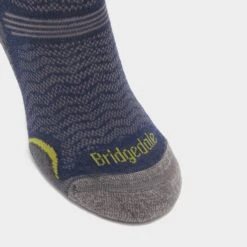 Bridgedale Women's Hike Ultra Light T2 Merino Endurance Crew -go outdoors shop go 328737 d